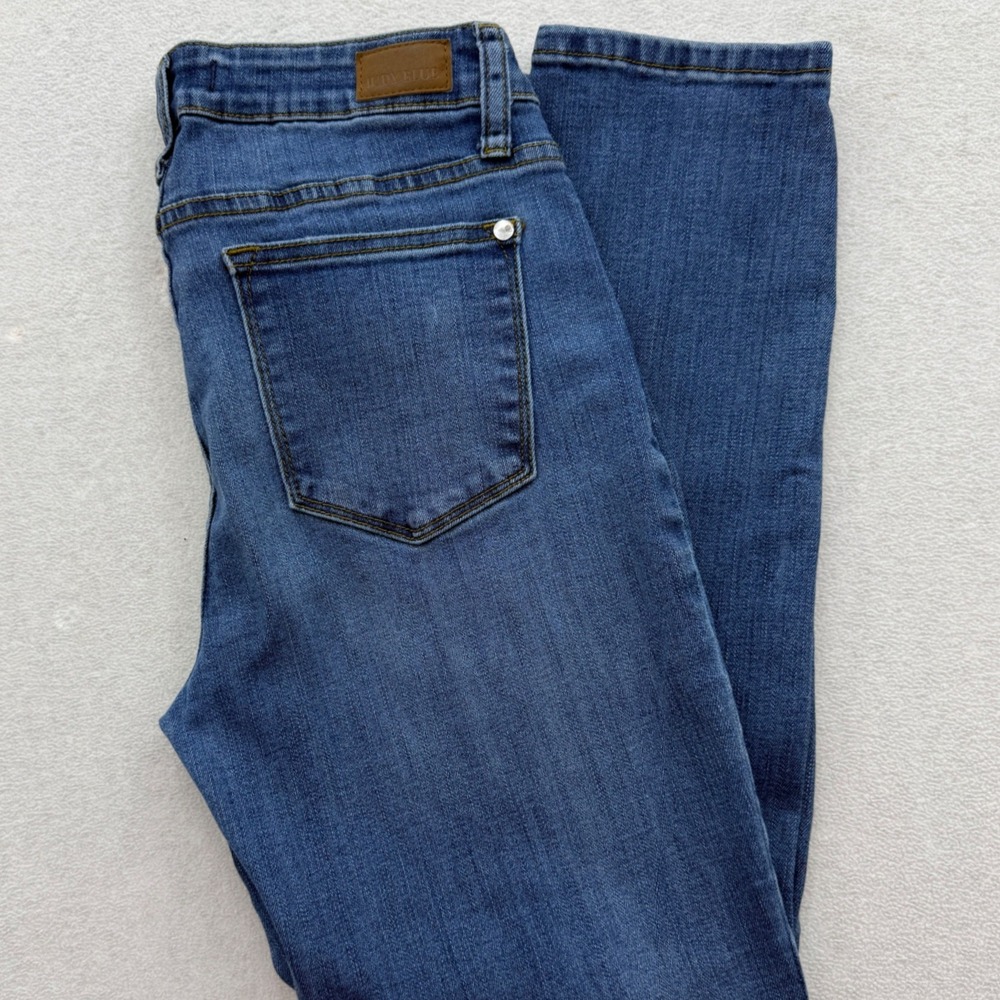 Judy Blue Relaxed Fit Jeans Women 28 Blue Medium Wash Straight Leg Comfort